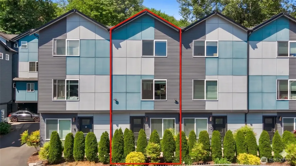 2736 S Andover Street Seattle WA 98108