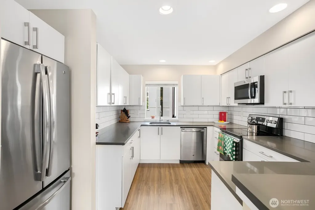 2736 S Andover Street Seattle WA 98108