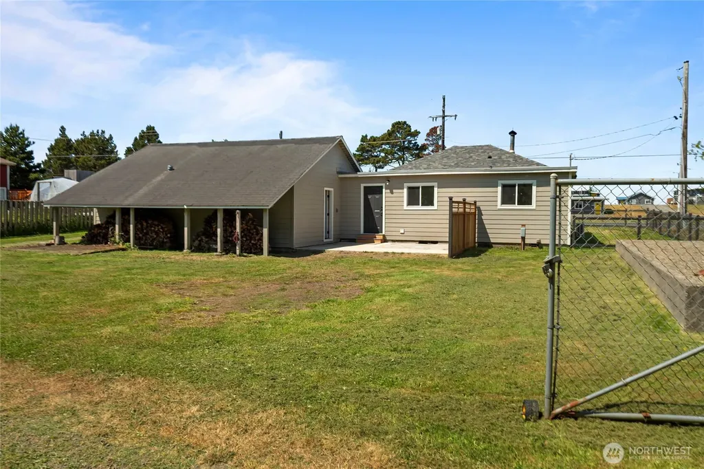 1580 134th Lane Long Beach WA 98631