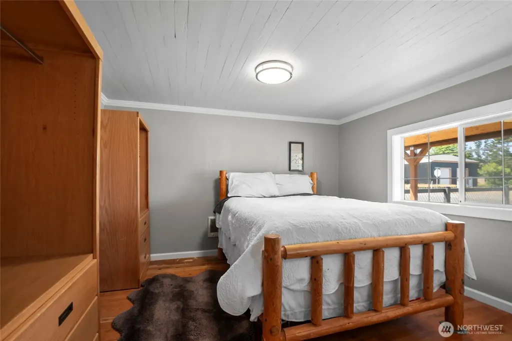 1580 134th Lane Long Beach WA 98631
