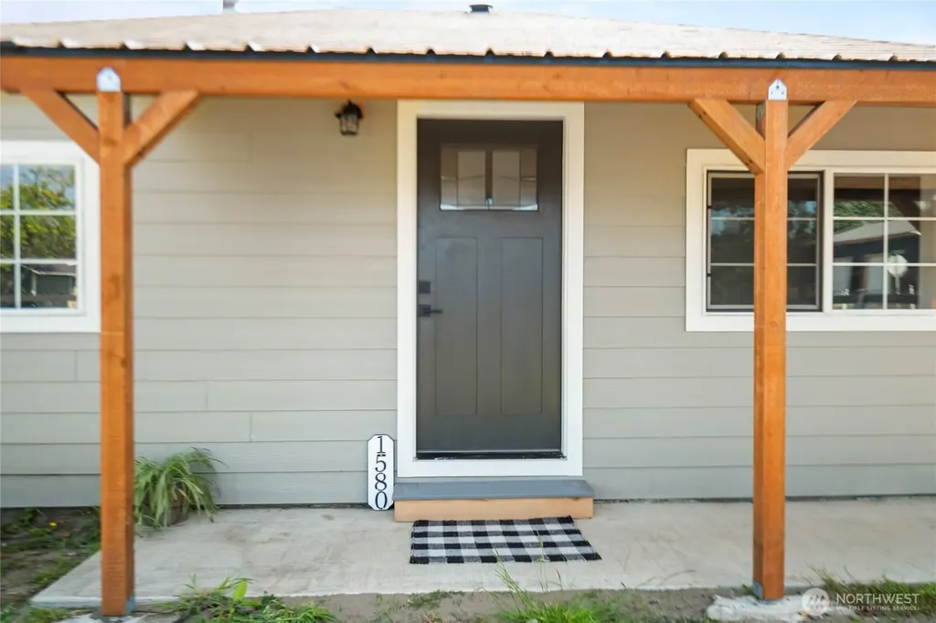 1580 134th Lane Long Beach WA 98631