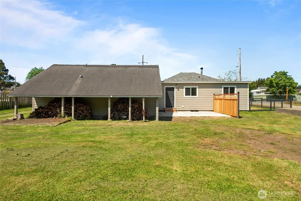 1580 134th Lane Long Beach WA 98631