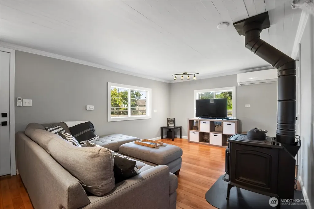 1580 134th Lane Long Beach WA 98631