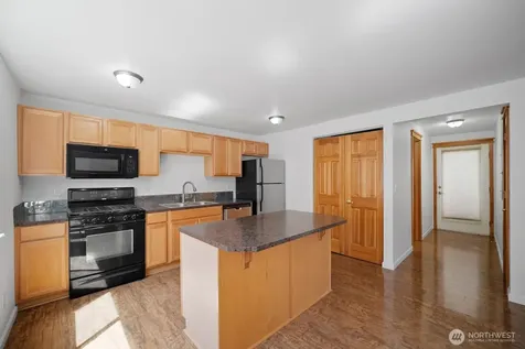 2366 E Yale Avenue E Seattle WA 98102