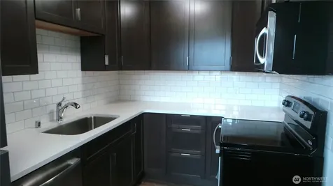 2366 E Yale Avenue E Seattle WA 98102