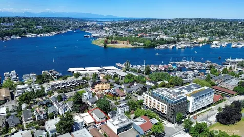 2366 E Yale Avenue E Seattle WA 98102