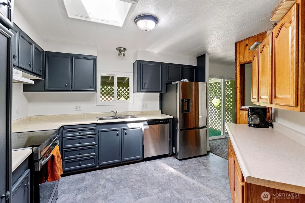 940 Yoder Lane NE Bremerton WA 98311