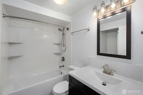 3901 Fremont Avenue N Seattle WA 98103