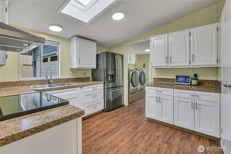 9813 189th Street E Puyallup WA 98375