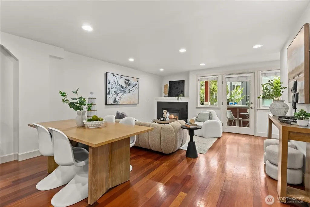 2024 W Bertona Street Seattle WA 98199