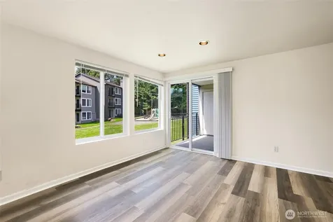 26221 116th Avenue SE Kent WA 98030