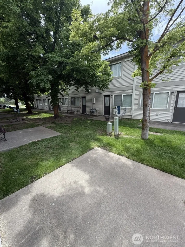 209 E 18th Avenue Ellensburg WA 98926
