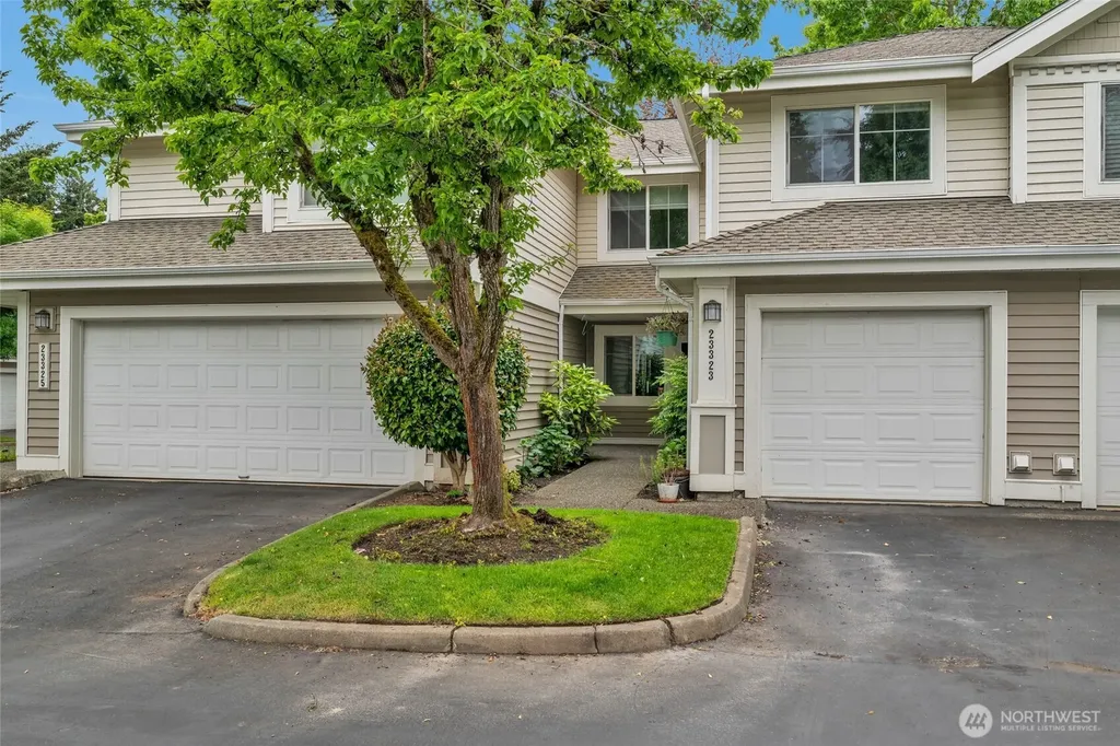 23323 55th Avenue S Kent WA 98032