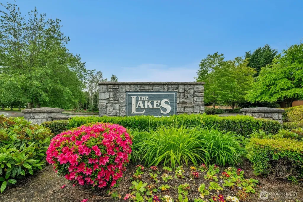 23323 55th Avenue S Kent WA 98032