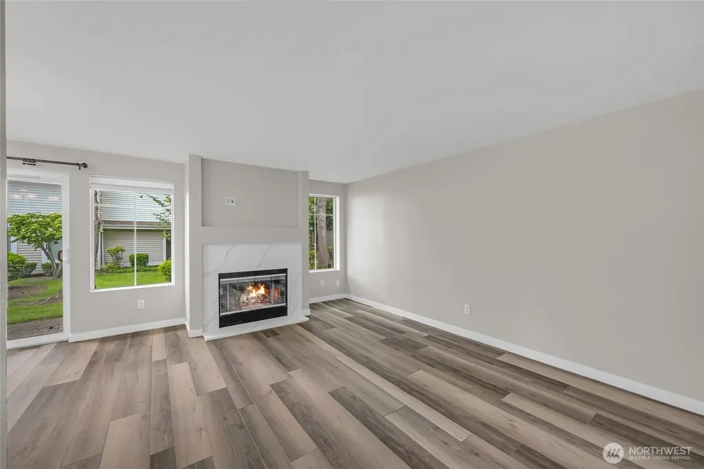 23323 55th Avenue S Kent WA 98032