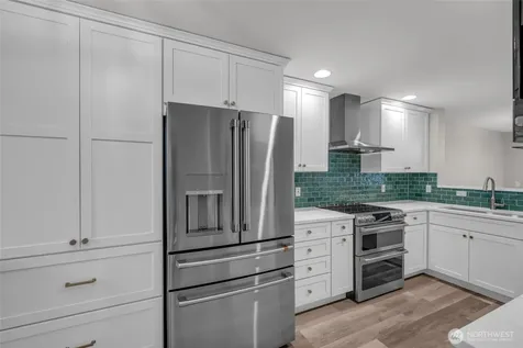 23323 55th Avenue S Kent WA 98032