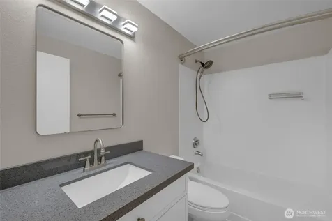 23323 55th Avenue S Kent WA 98032