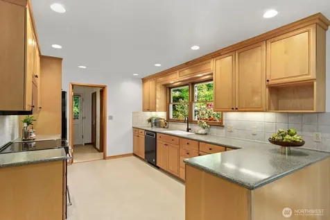 3651 Perkins Lane W Seattle WA 98199