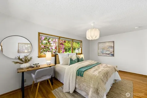 3651 Perkins Lane W Seattle WA 98199