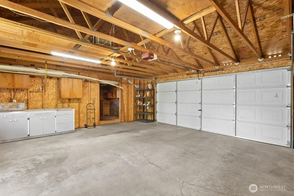 2536 57th Avenue NE Tacoma WA 98422