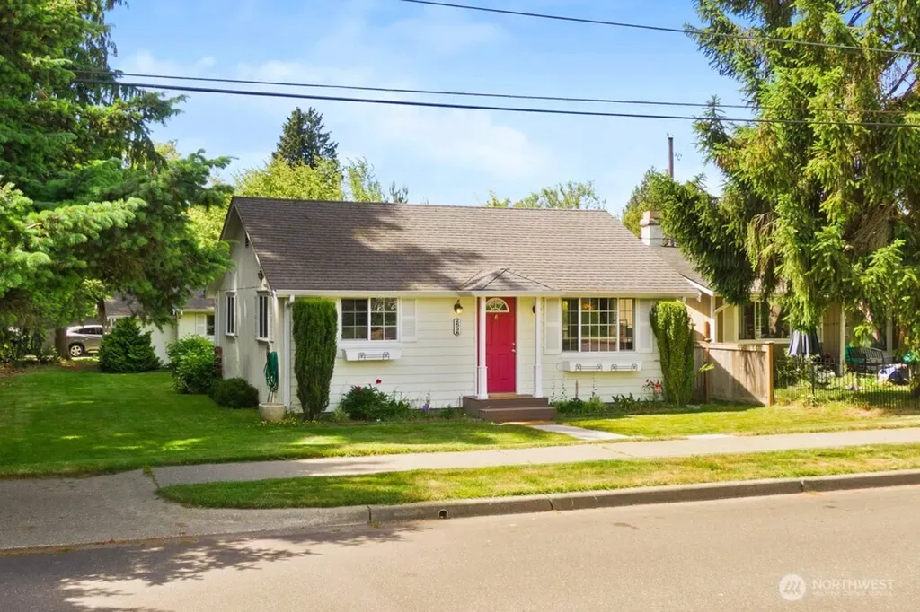 2536 57th Avenue NE Tacoma WA 98422