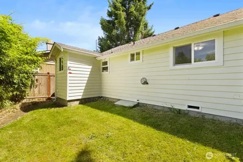 2536 57th Avenue NE Tacoma WA 98422