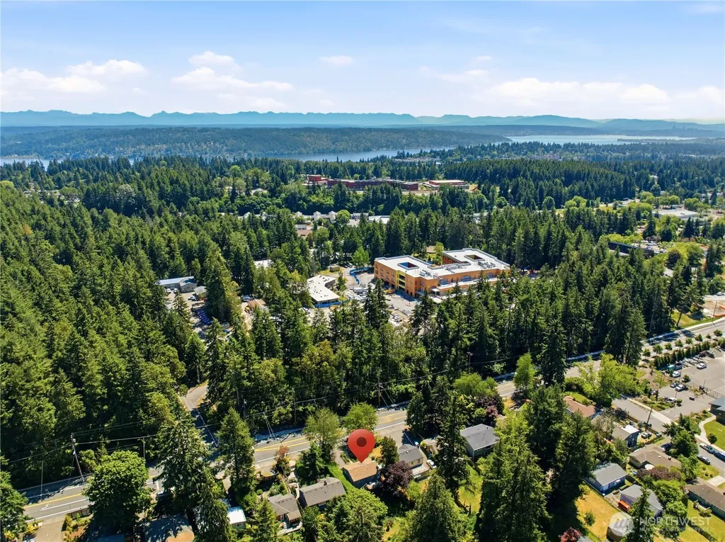 15839 15th Avenue NE Shoreline WA 98155