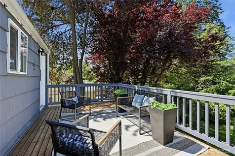 15839 15th Avenue NE Shoreline WA 98155
