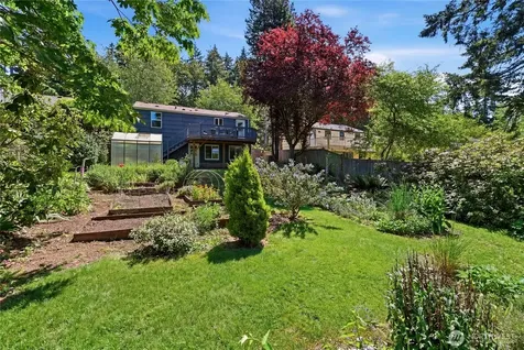 15839 15th Avenue NE Shoreline WA 98155