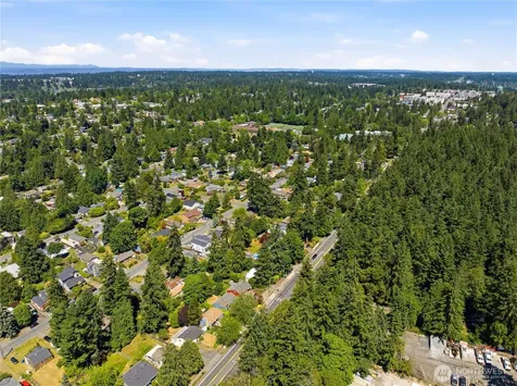 15839 15th Avenue NE Shoreline WA 98155