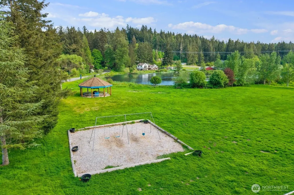 16464 239th Avenue SE Issaquah WA 98027