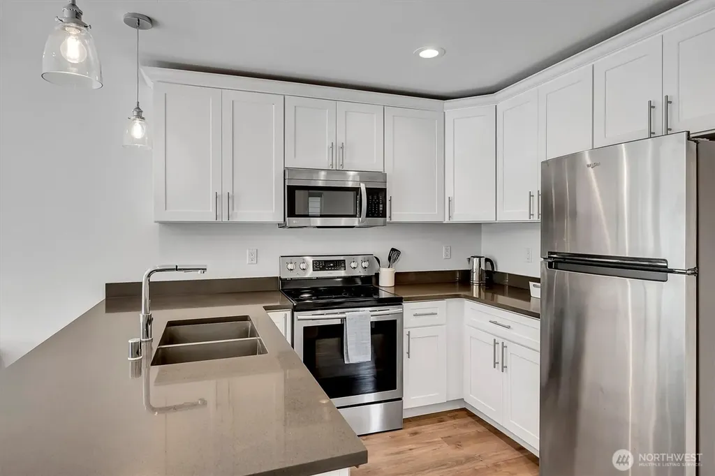 1725 Martin Luther King Jr Way Seattle WA 98122