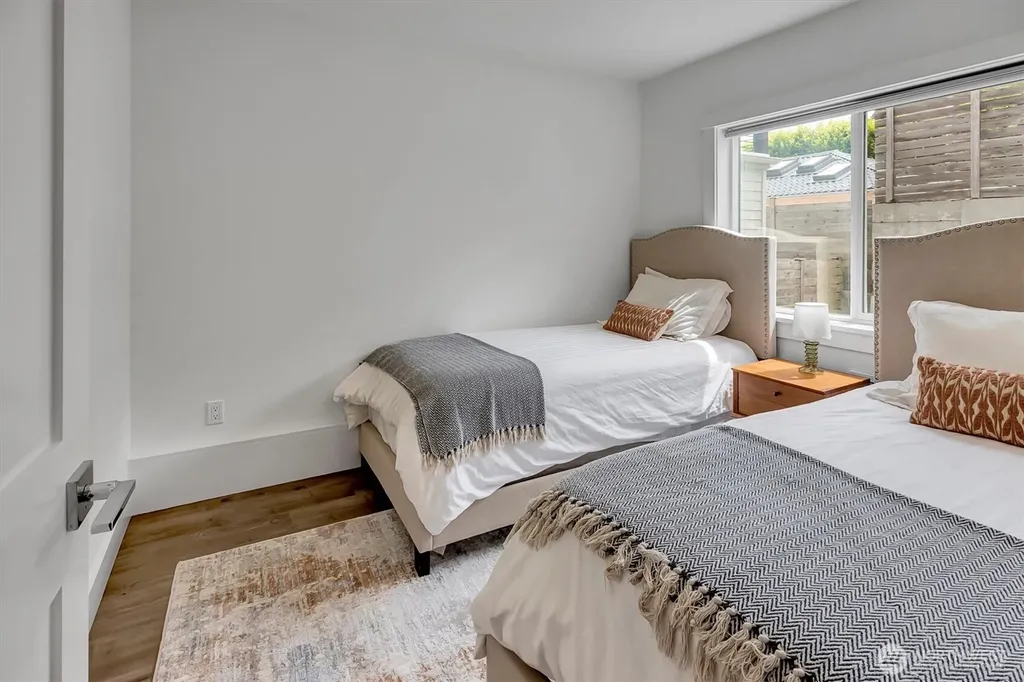 1725 Martin Luther King Jr Way Seattle WA 98122