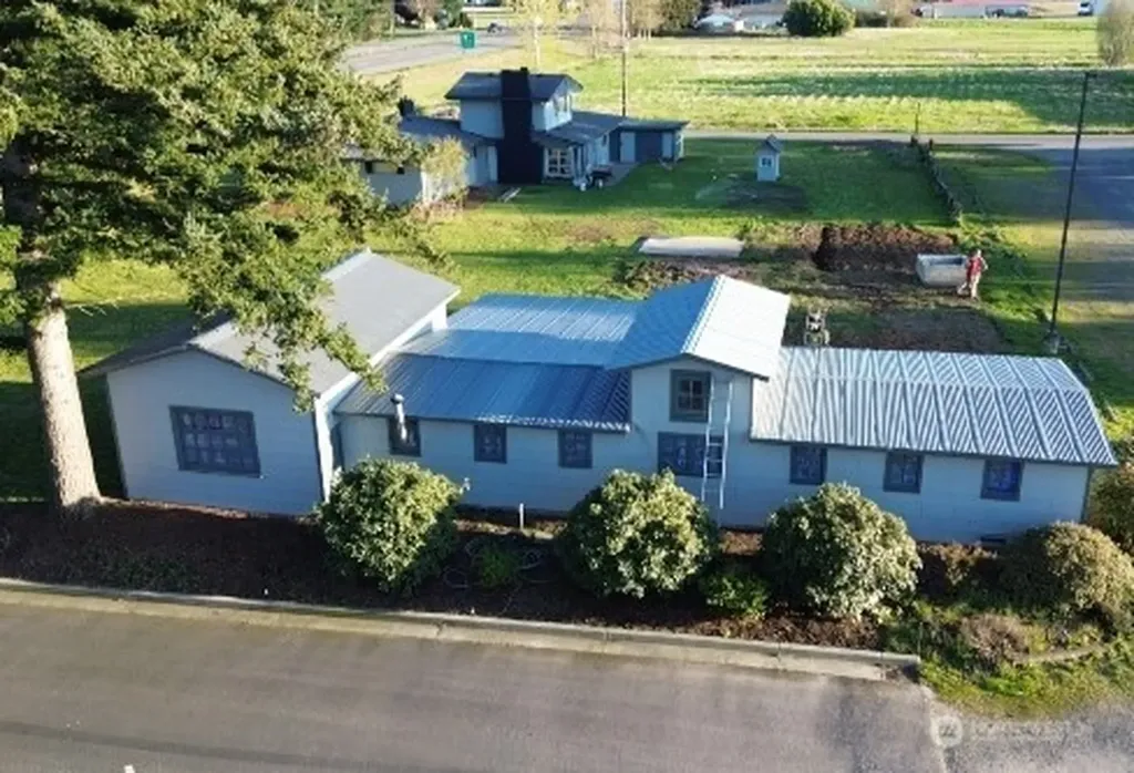 108 W Bartlett Road Lynden WA 98264