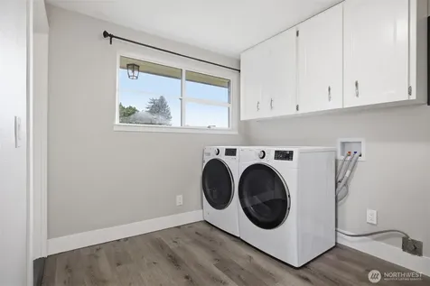 108 W Bartlett Road Lynden WA 98264