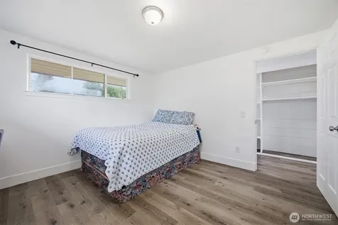 108 W Bartlett Road Lynden WA 98264