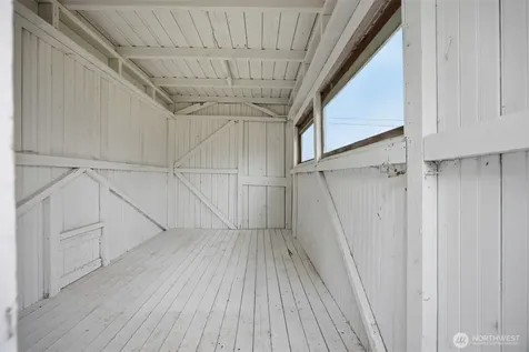 108 W Bartlett Road Lynden WA 98264