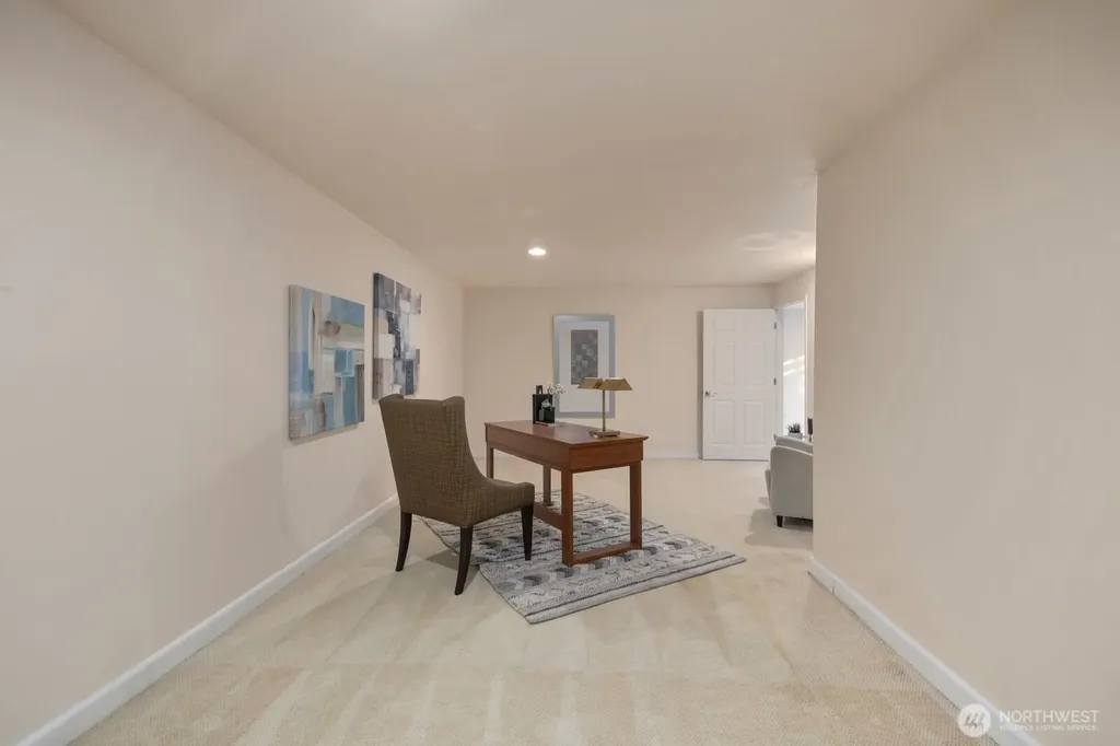 812 S Marine Hills Way Federal Way WA 98003