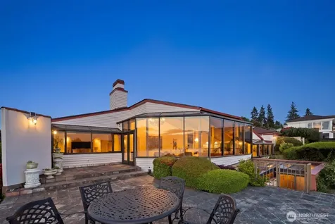 812 S Marine Hills Way Federal Way WA 98003