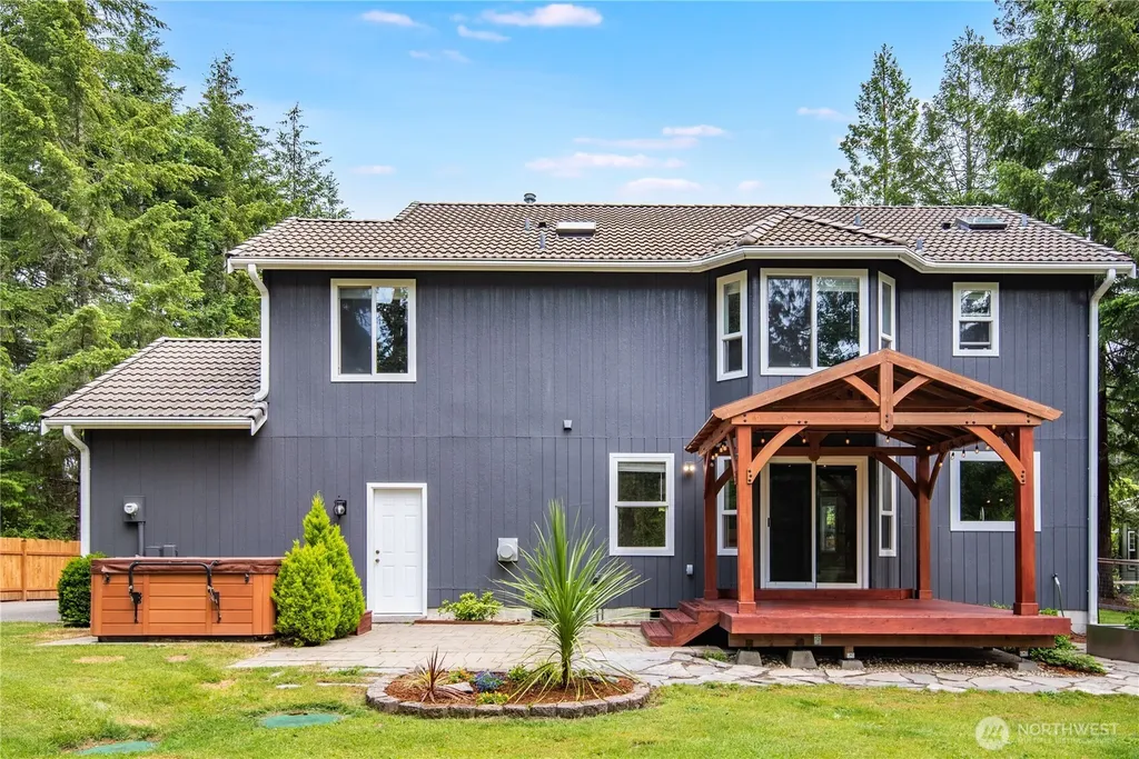 7541 58th Avenue NE Olympia WA 98516