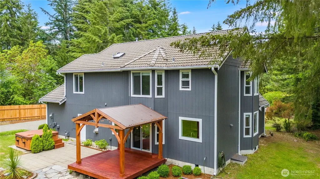 7541 58th Avenue NE Olympia WA 98516