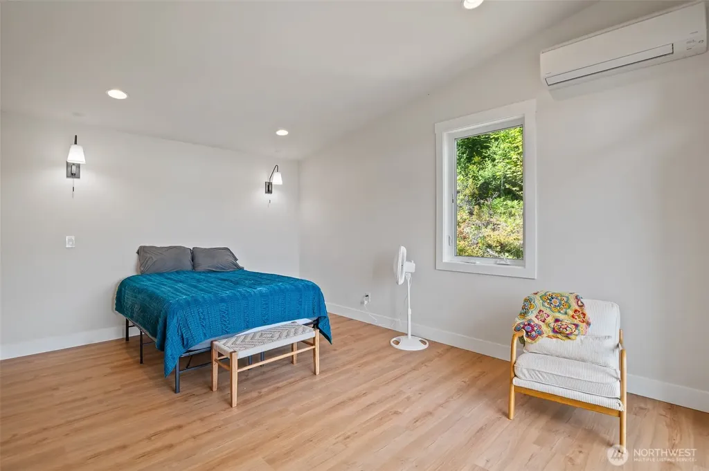41 N Mardell Avenue Hoodsport WA 98548