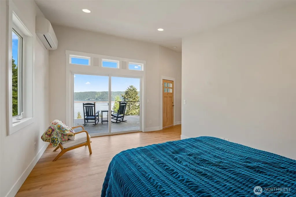 41 N Mardell Avenue Hoodsport WA 98548