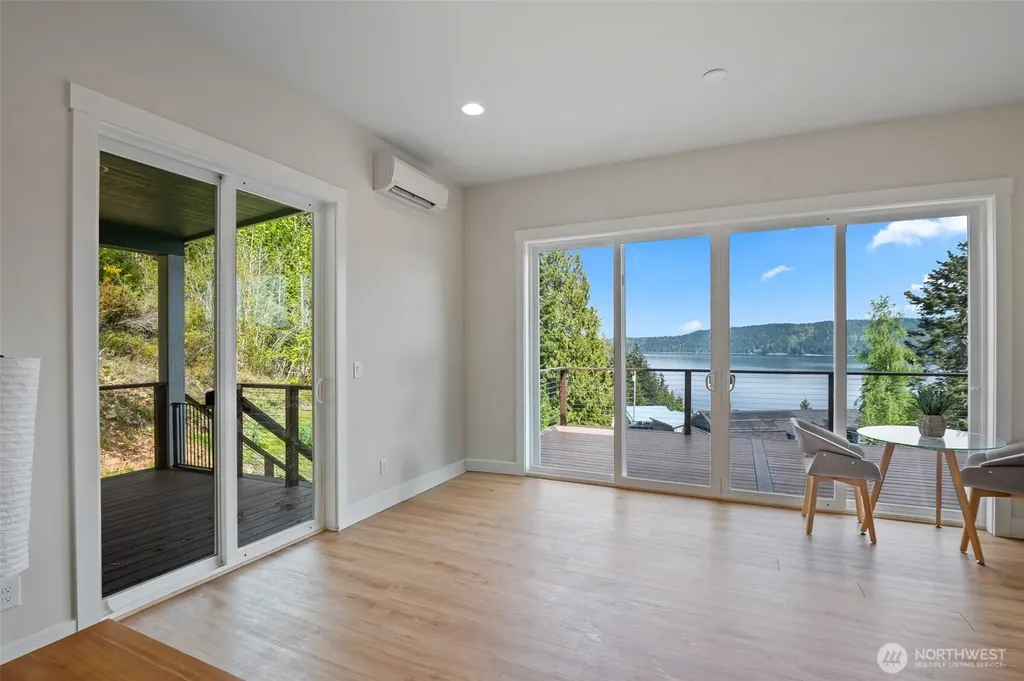 41 N Mardell Avenue Hoodsport WA 98548