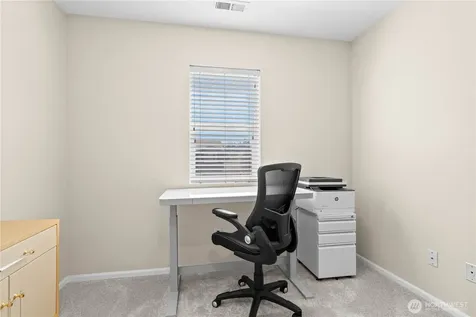 18318 73rd Avenue E Puyallup WA 98375