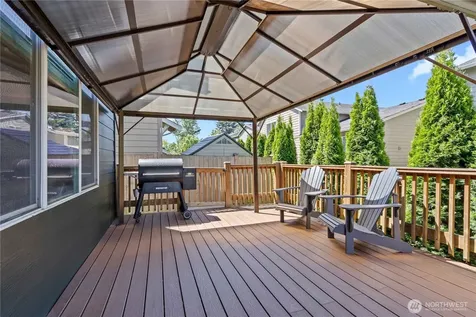 18318 73rd Avenue E Puyallup WA 98375