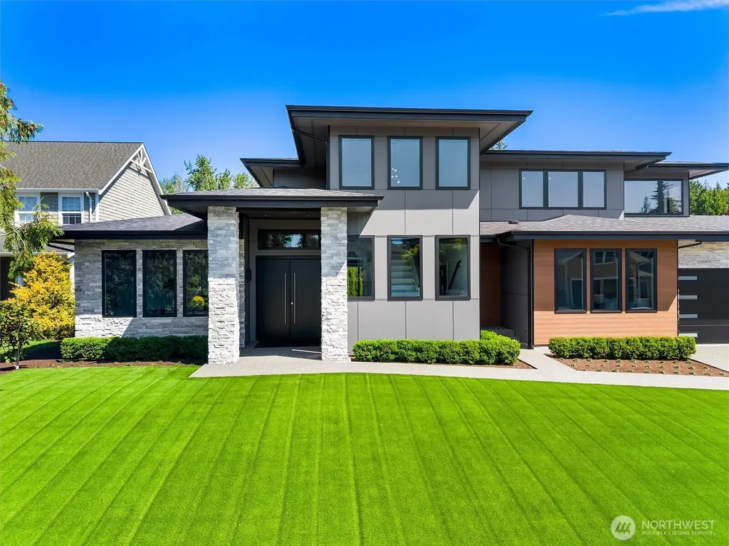 3709 E Connecticut Street Bellingham WA 98226