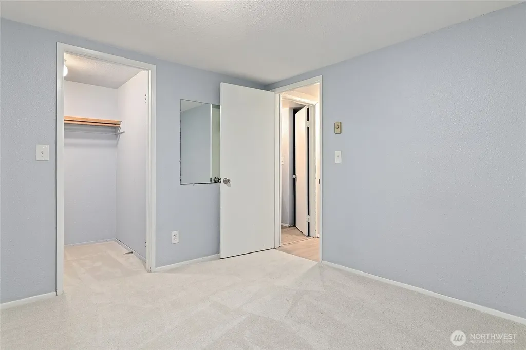 6110 8th Avenue NW Seattle WA 98107