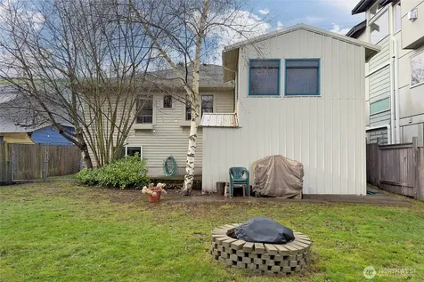 6110 8th Avenue NW Seattle WA 98107