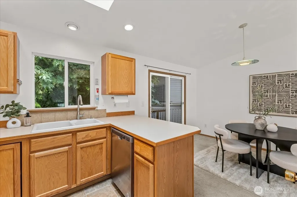 8504 5th Place SE Lake Stevens WA 98258